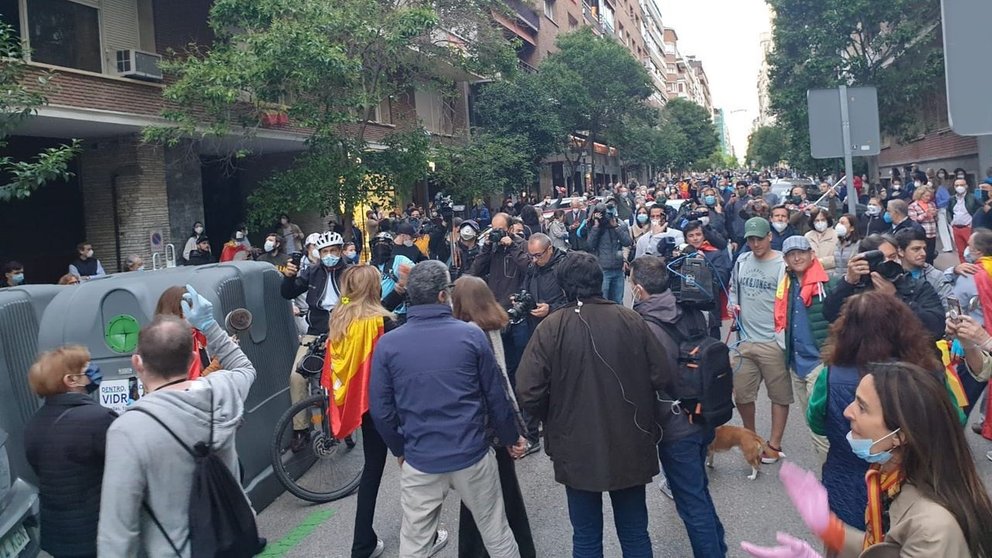 manifestació al carrer Núñez de Balboa, Madrid. Foto: Burbuja.info