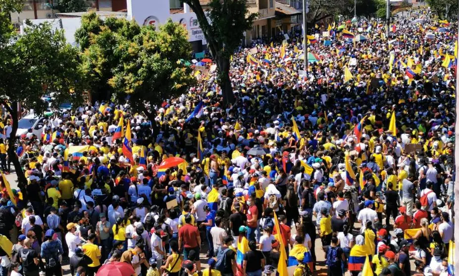 foto: protestes a Cali (El País)