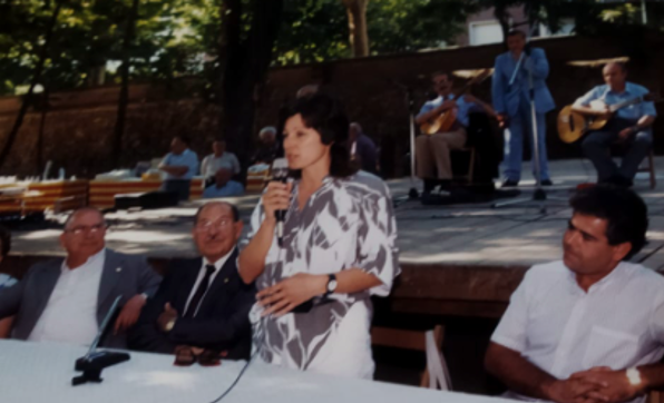 Carme Coll Truyol en una cte com a batlessa de Mollet del Vallès