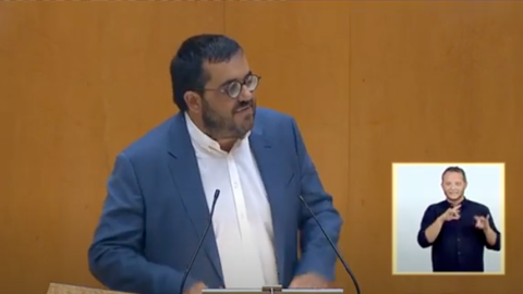 El senador Vicenç Vidal a la compareixença de Pedro Sánchez