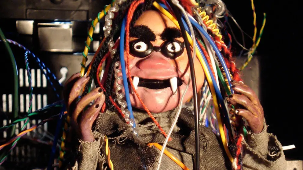 La Bruja Avería: "¡Viva el mal, viva el capital!!