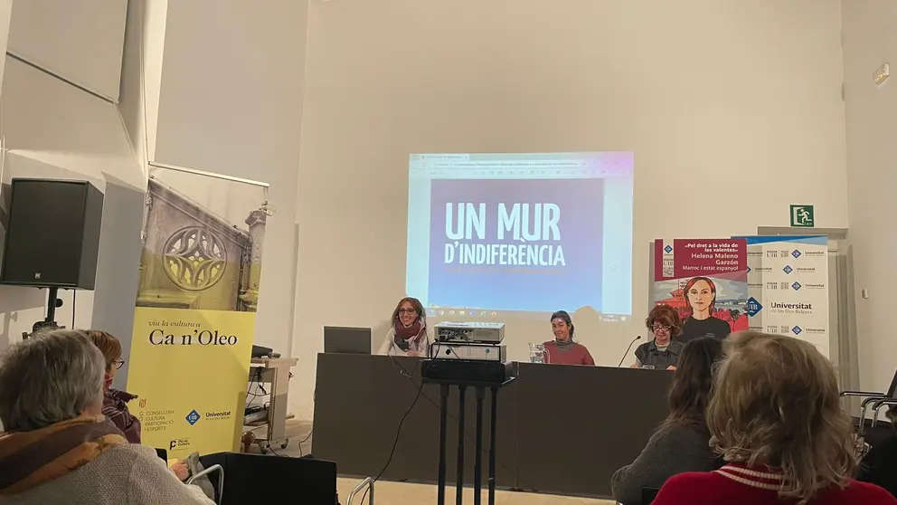 imatge de l'acte de presentació. IllaGlobal