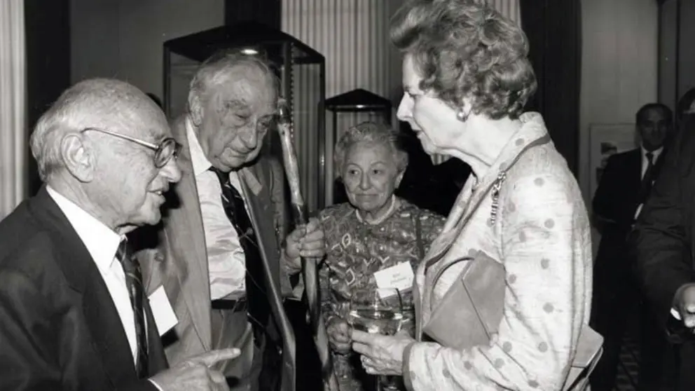 Thatcher i Friedman. Font: arxiu de la universitat de Stanford